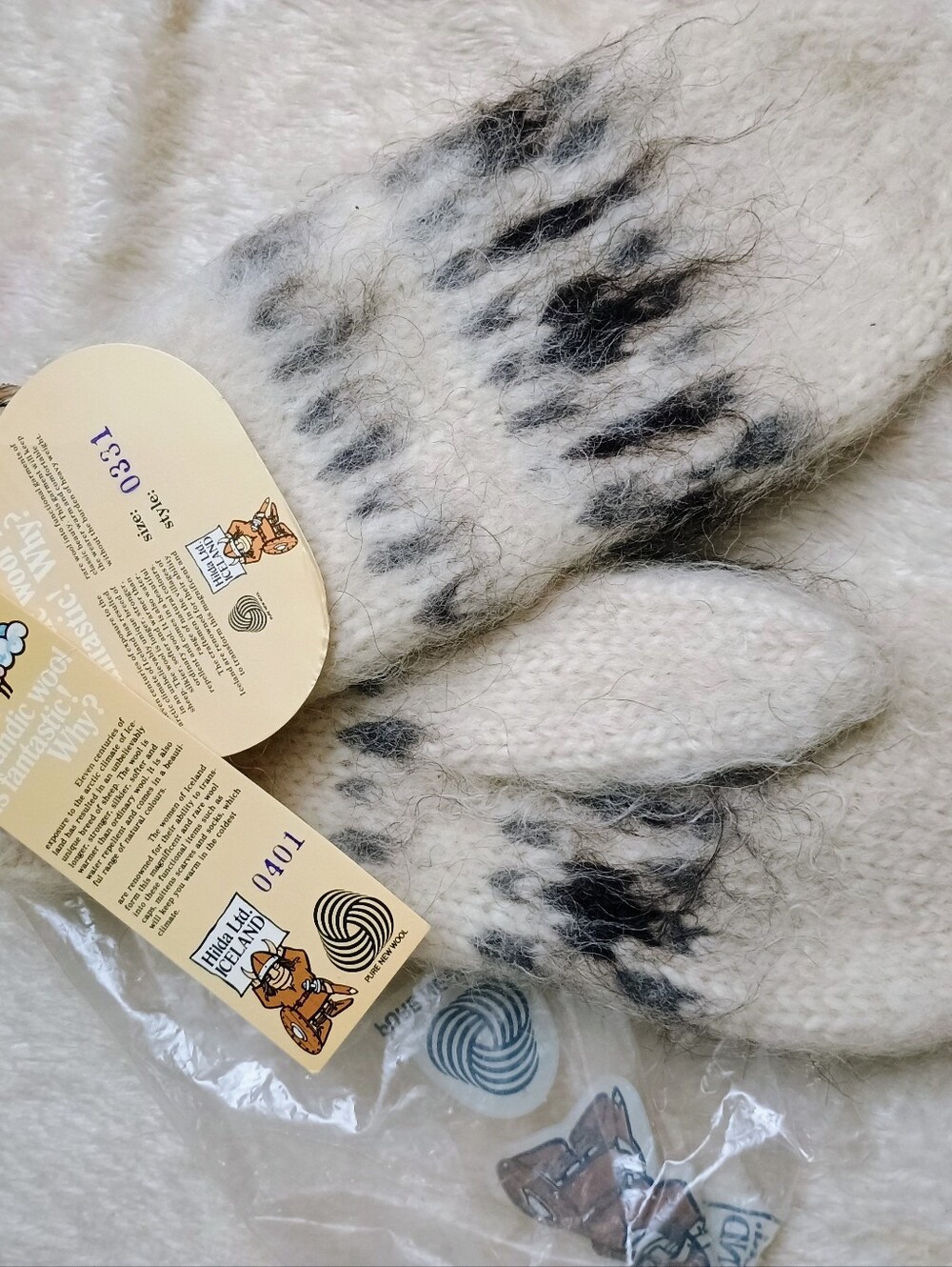 NWT Vintage Hilda Ltd. Iceland 100% Icelandic Wool Mittens